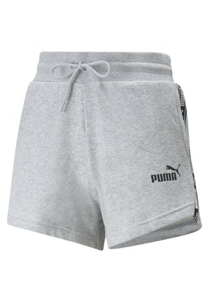 Jasnoszare spodenki Puma z elastycznym pasem, sznurkiem, bocznymi kieszeniami i firmowym logo na przedniej części lewego uda.