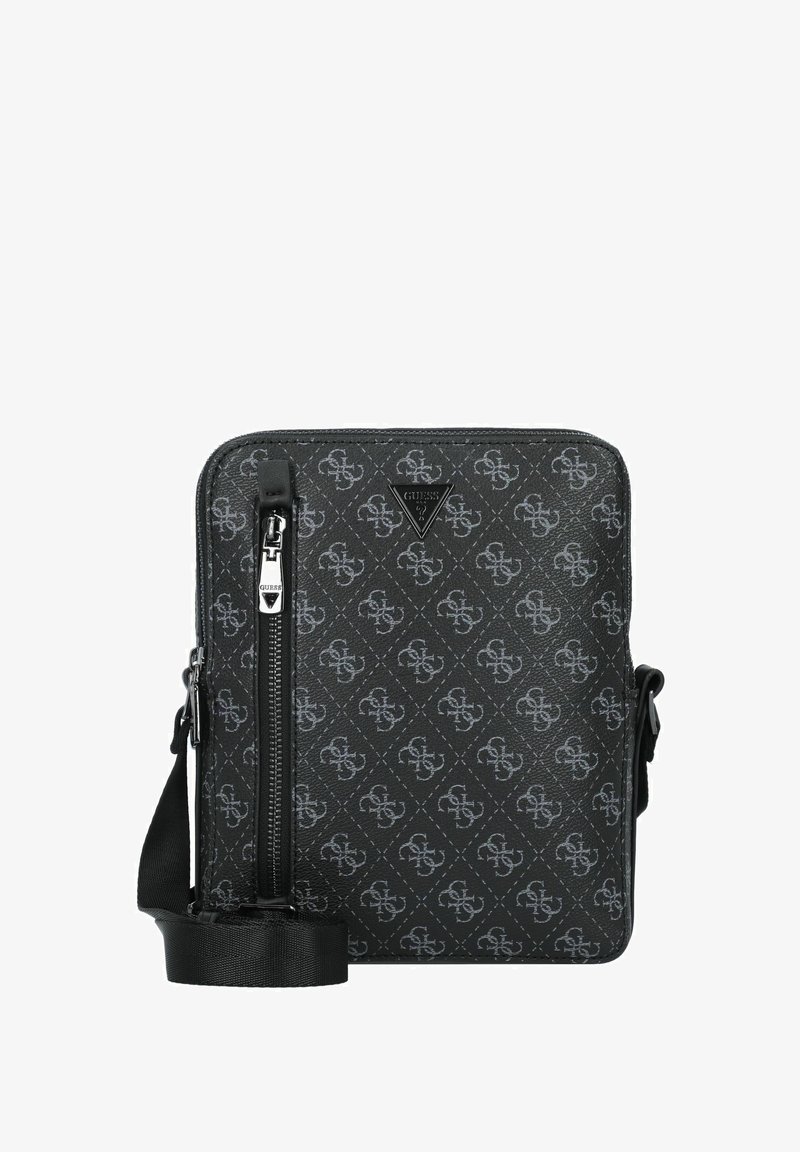 Borsa a tracolla nera con motivo logo in rilievo, materiale sintetico liscio, chiusura con zip e tracolla regolabile. Forma quadrata con design elegante.