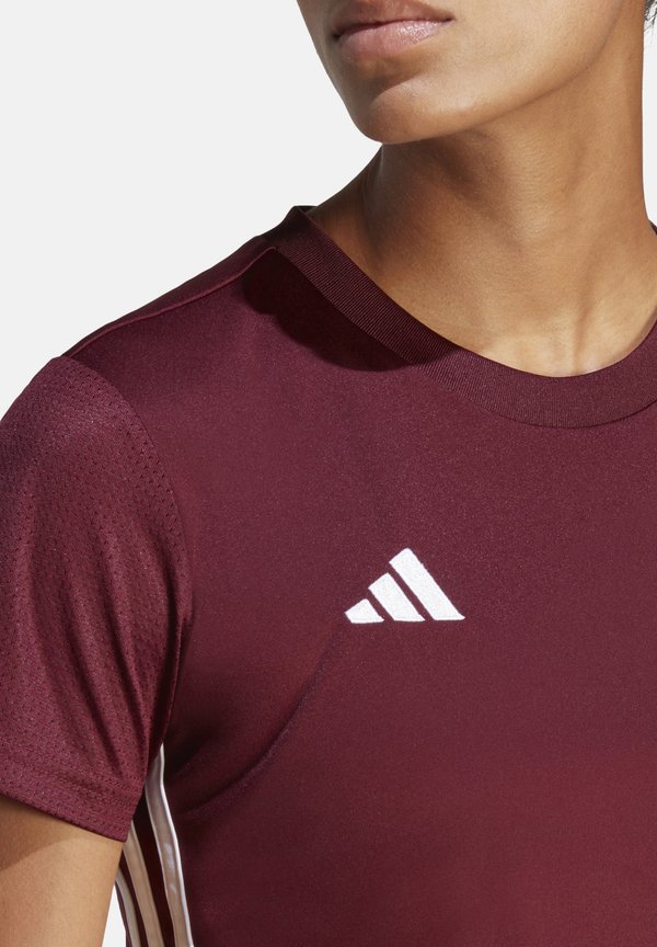 TABELA - Sport T-Shirt - rotweissweiss