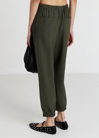 Calliope Stoffhose - var verde militare chiaro
