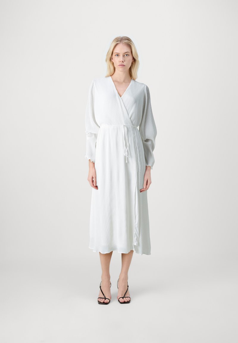 Gina Tricot PLEATED MIDI WRAP DRESS - Cocktail dress / Party dress -  egret/off-white - Zalando.co.uk