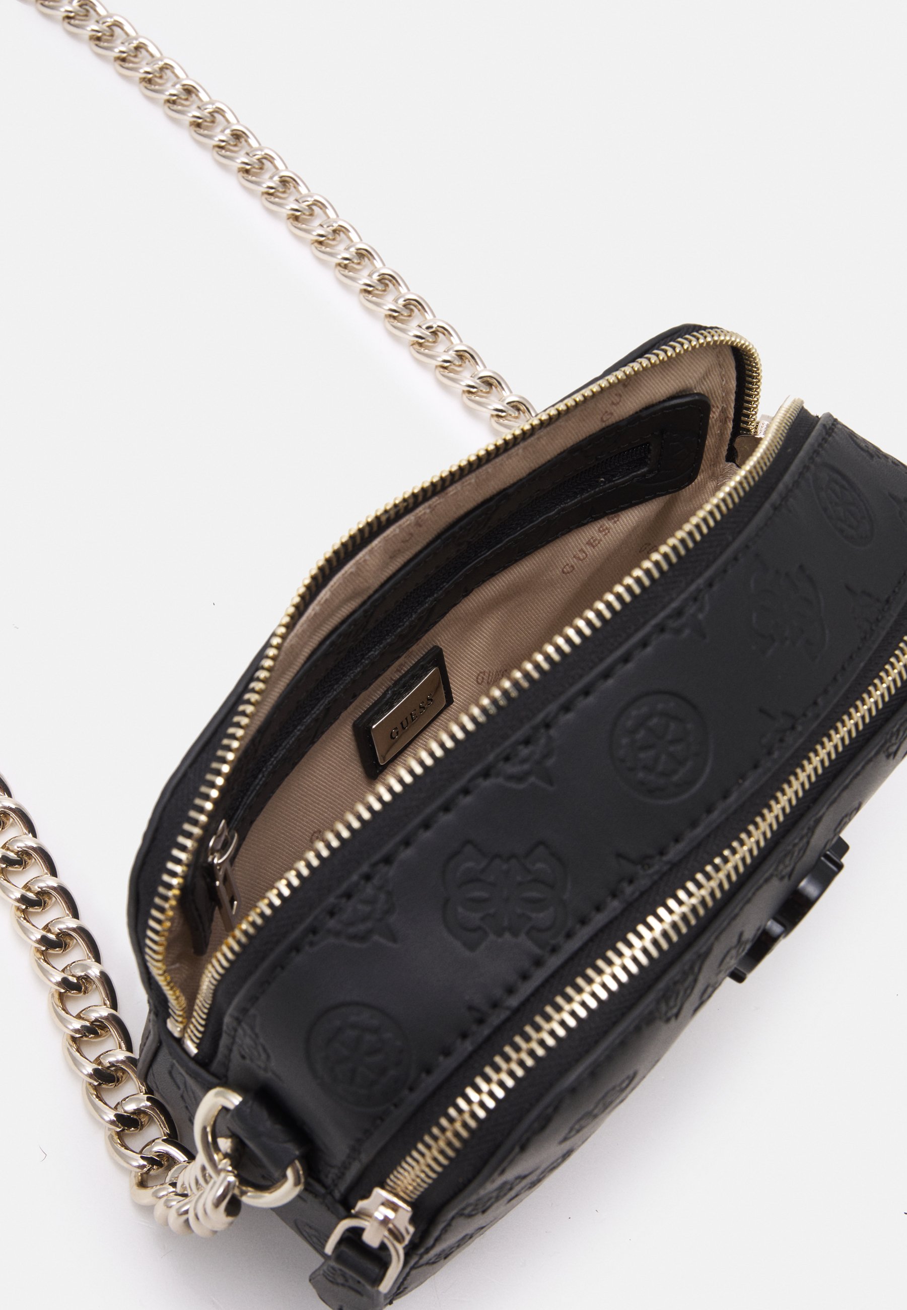 tamra crossbody camera