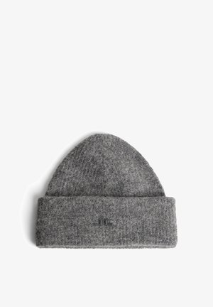 Grau gestrickte Mütze mit einer weichen Textur, ausgestattet mit einem umgeschlagenen Bündchen und einem kleinen, eingepressten Logo auf der Vorderseite. Klassische runde Form.