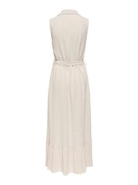 Robe maxi beige sans manches avec col, taille ceinturée et ourlet volanté, vue de dos sur fond blanc.