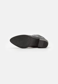 mtng TEO - Botas camperas - black