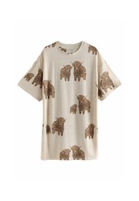 T-shirt beige à manches courtes en coton, arborant un motif animalier marron répété avec des textures en fourrure détaillées et des cornes.
