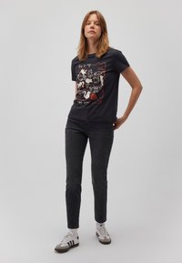 Mavi KURZARM  - Print T-shirt - phantom