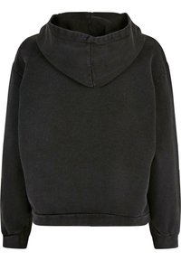 Hoodie noir avec une texture douce, coupe décontractée et capuche à cordon de serrage. L'ourlet inférieur est élastiqué et les manches sont légèrement fuselées.