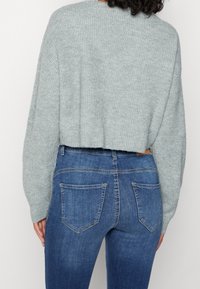 Even&Odd Sweter