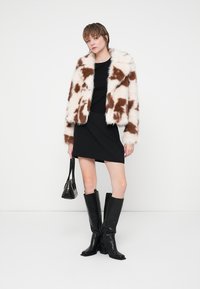 ONLY ONLJAMIE JACKET - Zimska jakna - birch