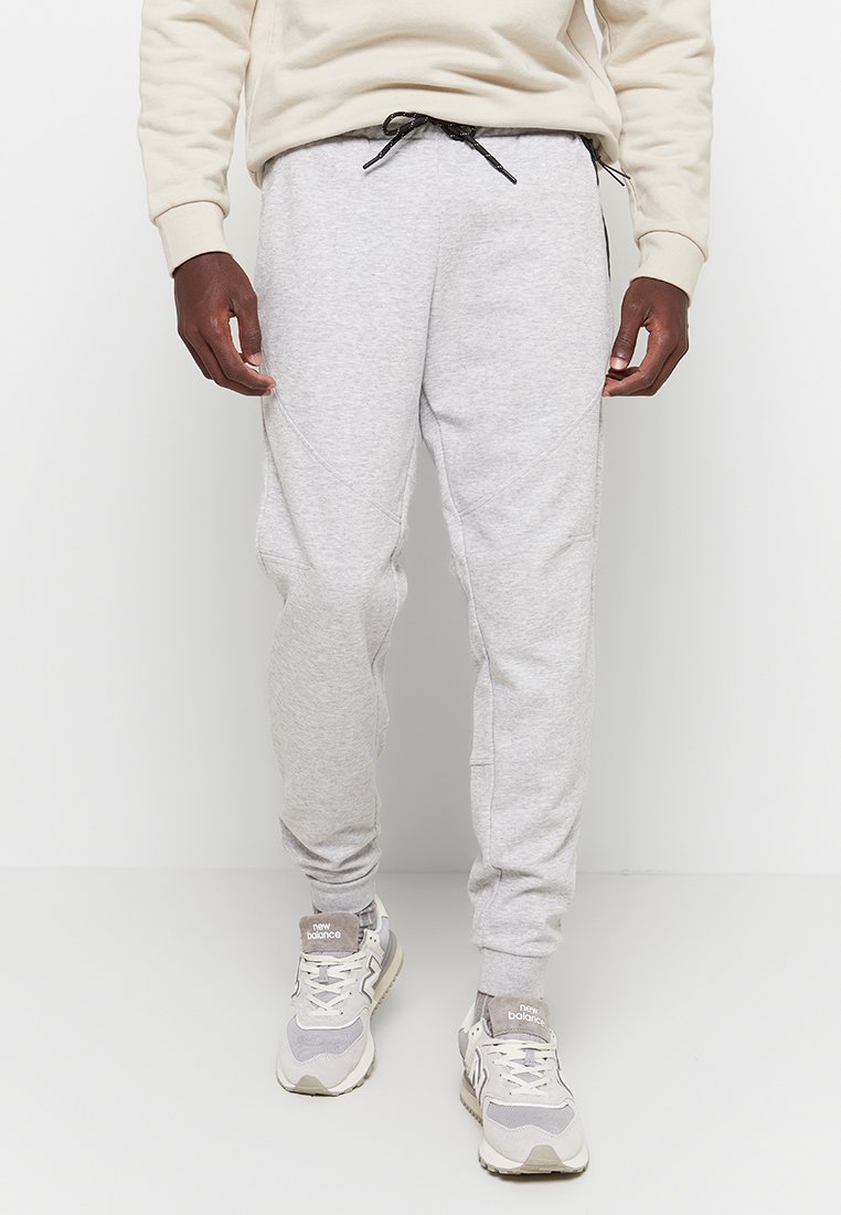 Pantaloni de trening