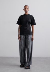 Proenza Schouler White Label MIRA - Jednoduché tričko - black