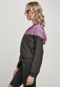 Urban Classics ARROW  - Vjetrovka - duskviolet/black
