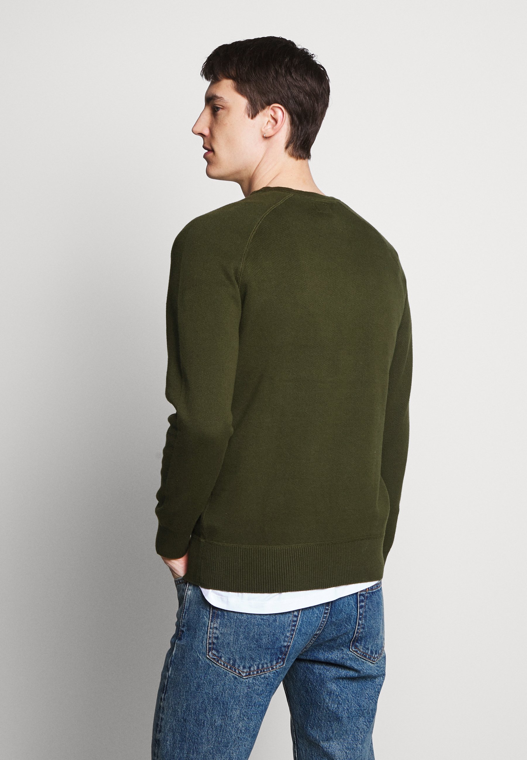 C.P. Company CREW NECK Strikkegenser forest night C.P. Company BERMUDA - Joggebukse - forest night
