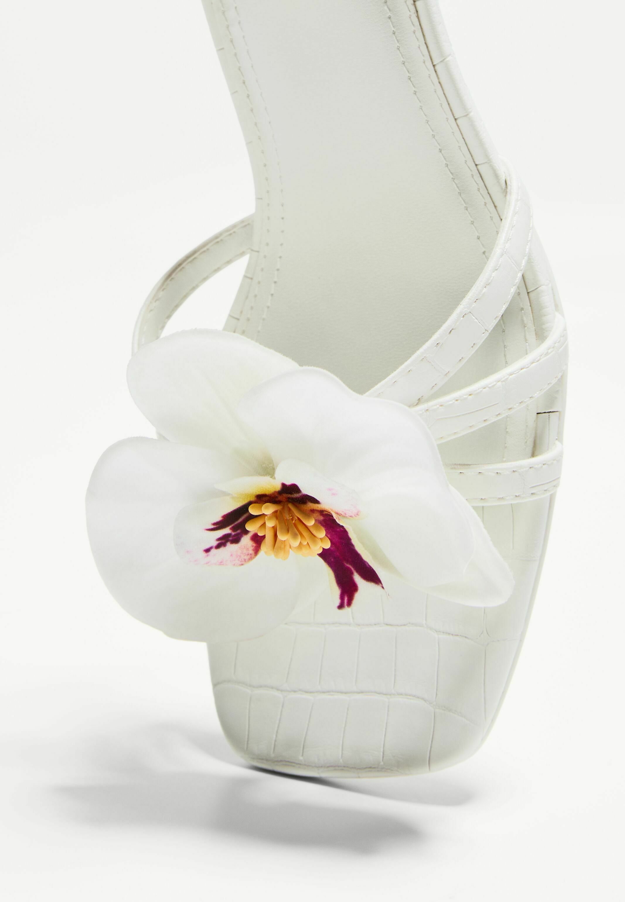 春　1001 Bershka Sandals - white - Zalando