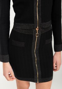 INFLUENCER FULL ZIP - Minirok - black