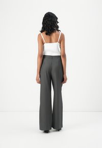 JDY JDYGRACE RIVER WIDE PANT - Tygbyxor - dark grey/cloud dancer