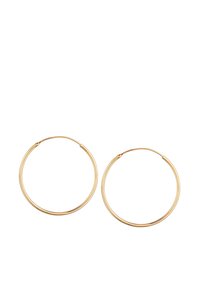 Orecchini a cerchio in metallo dorato con forma circolare e superficie liscia e lucida. Design semplice senza ulteriori decorazioni.