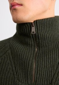 Carhartt WIP MARLON HALF ZIP - Neule - office green