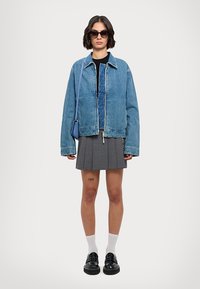 Sunnei Bomber dzseki - light washed denim