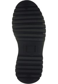 Zwarte rubberen schoenzool met geribbeld oppervlak, voorzien van een centraal logo-embleem en een genummerde maatstempel. De vorm is afgerond aan de punt.