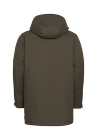Manteau capuche vert olive, à coupe droite, en tissu texturé. Présente des poignets ajustables et des détails de couture minimaux.