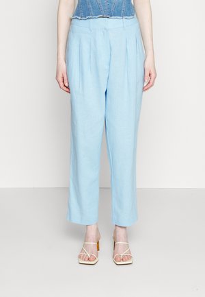 DKNY PLEATED TROUSER - Pantalon classique - frosting blue