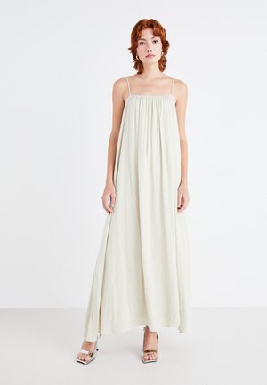 Gina Tricot FLOWY DRESS - Robe longue - almond milk