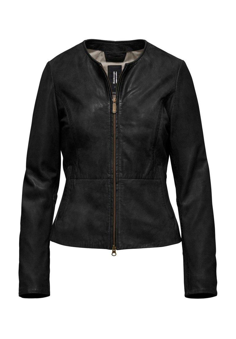 Giacca in pelle nera con scollo rotondo, chiusura con zip, due tasche laterali e una silhouette leggermente aderente. Texture liscia con finitura opaca.