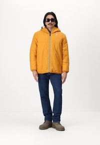 K-Way LE VRAI CLAUDE UNISEX - Giacca invernale - yellow inca
