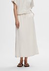 SLFVIVA  - Maxi skirt - sandshell