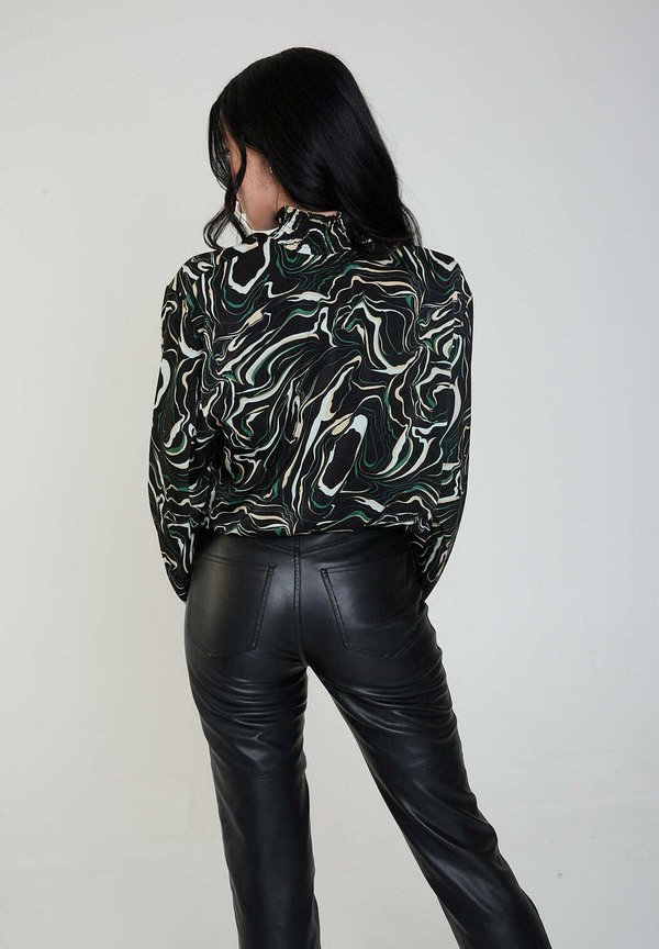 HIGH NECK SHIRRED  - Blouse4