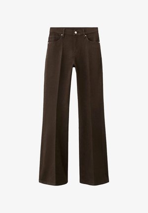 Tmavohnedé džínsy s širokými nohavicami, prednými vreckami, pútkami na opasok a zapínaním na gombík v páse.