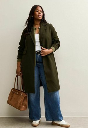 CURVES - Cappotto classico - khaki