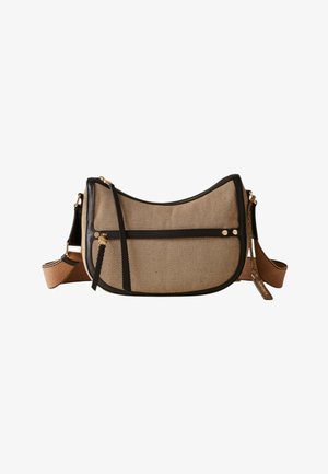 Borsa a tracolla in tessuto beige con rifiniture nere, tasca frontale con cerniera e tracolla larga regolabile con dettagli in metallo color oro.