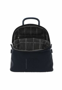Zaino in nylon nero con una forma strutturata, dotato di una cerniera esterna, manico superiore e fodera interna stampata con logo.