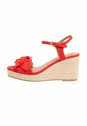 Love & Roses REGULAR FIT - FLORAL CORSAGE 2 PART MID HEEL SUMMER WEDGES  . - Espadrile - red faux suede