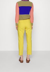 Marella Kalhoty - yellow