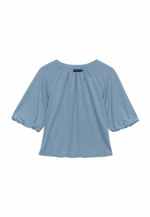 Jasnoniebieska bluzka krótko rękawowa z okrągłym dekoltem, z marszczeniami z przodu i elastycznymi bufkami. Miękka tekstura materiału.
