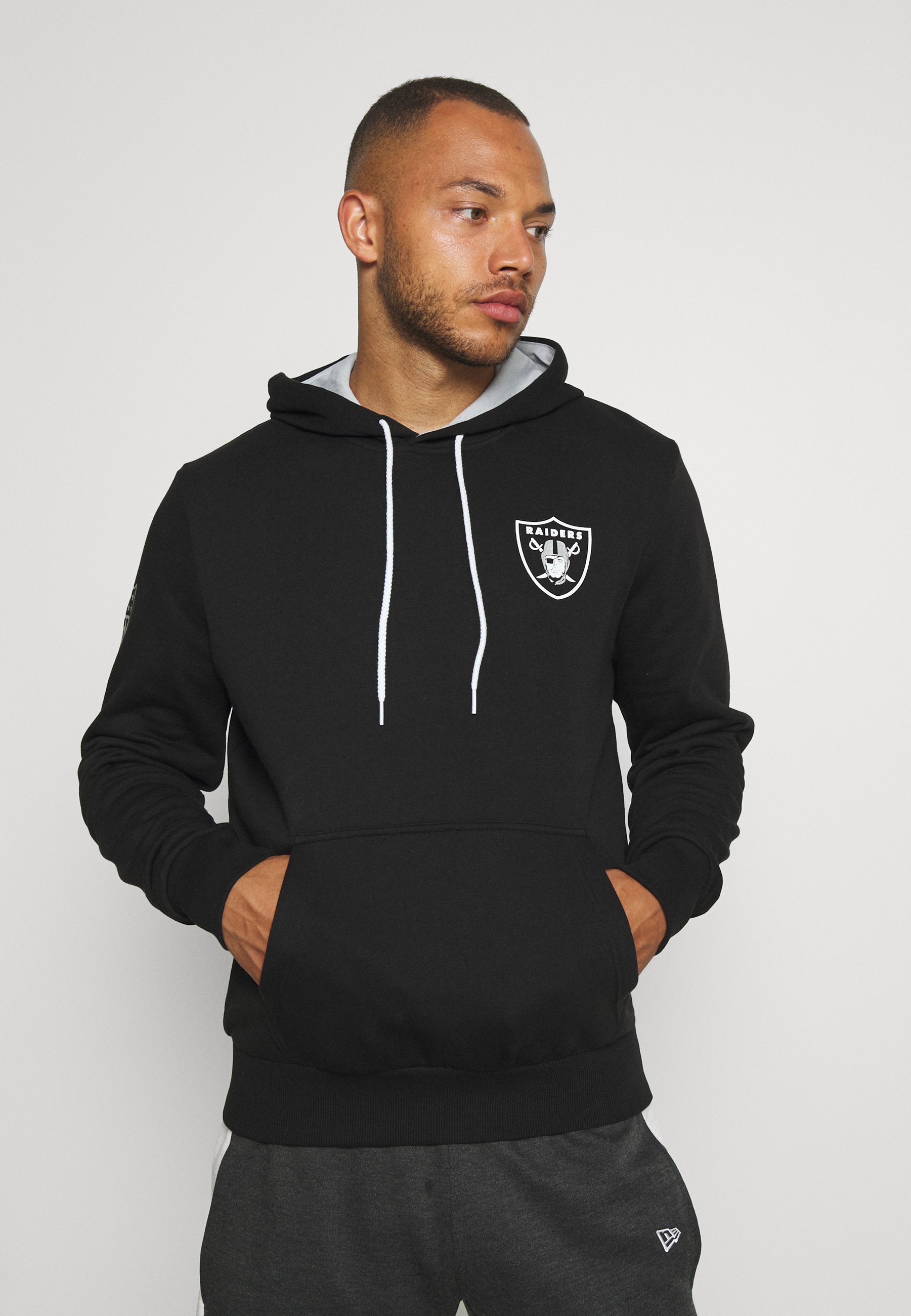 new era oakland raiders hoodie