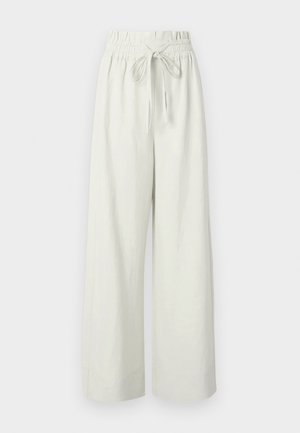 Λευκό παντελόνι ψηλόμεσο με φαρδιά παντελόνα, ελαστική μέση και κορδόνι, φτιαγμένο από ελαφρύ ύφασμα.