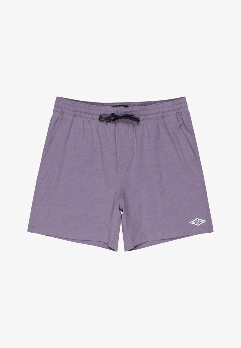 Fioletowe szorty kąpielowe z elastycznym pasem, sznurkiem i bocznymi kieszeniami. Posiadają małe białe logo na dolnej prawej nogawce.