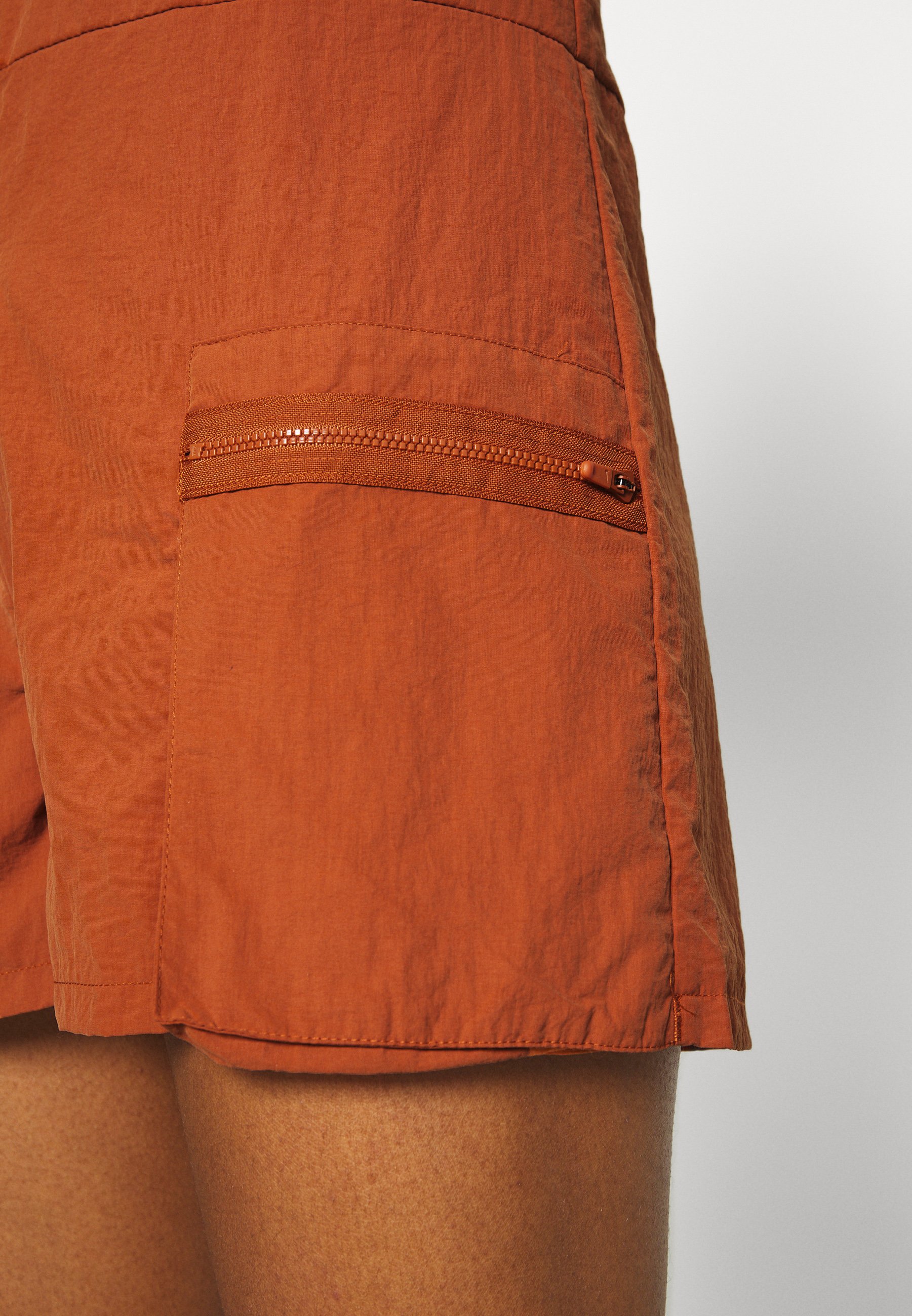 Nike Sportswear ROMPER - Kombinezonas 