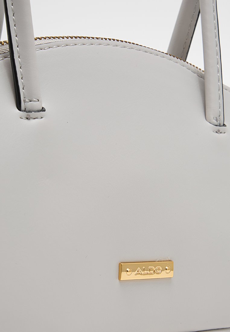 Handtasche