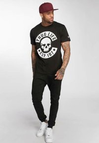 Thug Life BSKULL  - Apdrukāts T-krekls - black