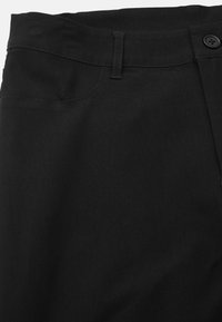 Cellbes of Sweden WITH SLIGHT BOOTCUT - Broek - black
