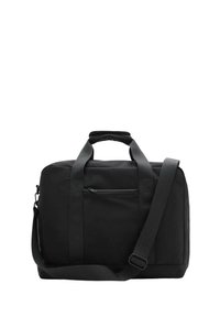 Sort duffel taske lavet af holdbart stof. Har dobbelte håndtag, justerbar skulderrem, frontlomme med lynlås og minimalistisk design.