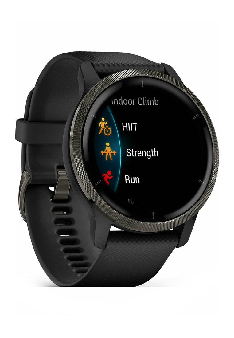 Schwarze Fitness-Smartwatch mit Silikonarmband, die Trainingsoptionen anzeigt: HIIT, Krafttraining und Laufen auf ihrem digitalen Bildschirm.