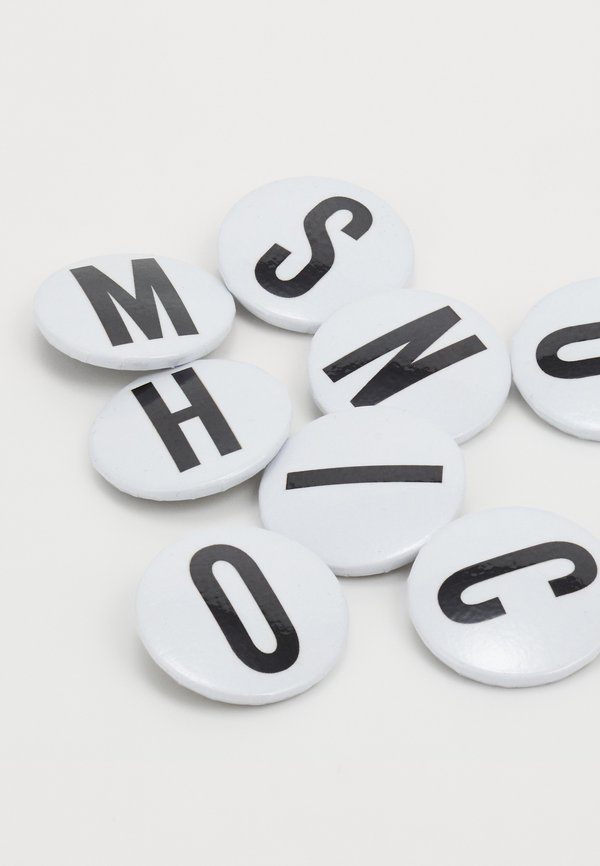 SPILLA 8 PACK - Brooch3