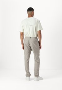 DRYKORN DEGER - Broek - brown